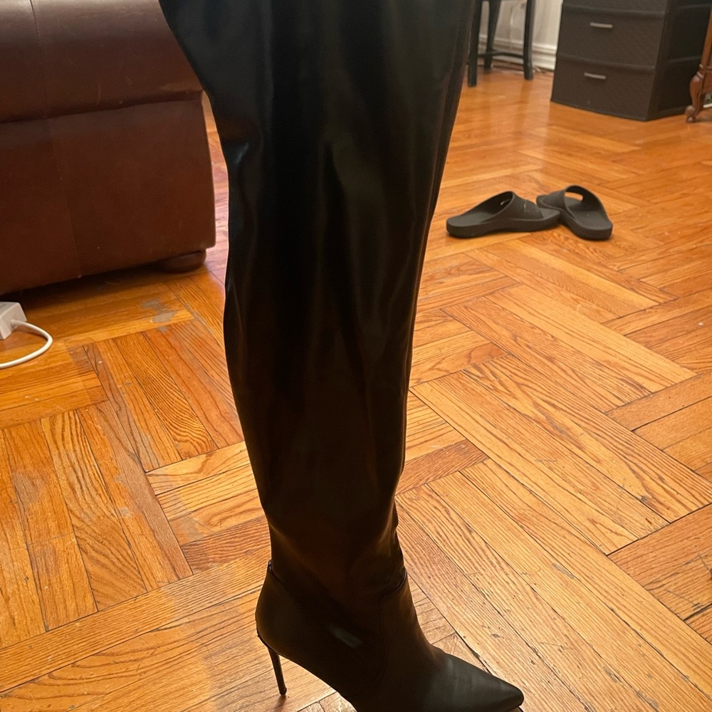 Steve Madden Overtheknee black women boot